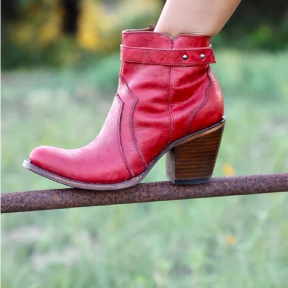 !!SOLD!!! Circle G by Corral Ladies Red Zipper Ankle Boots L5699 - Picture 8 of 9